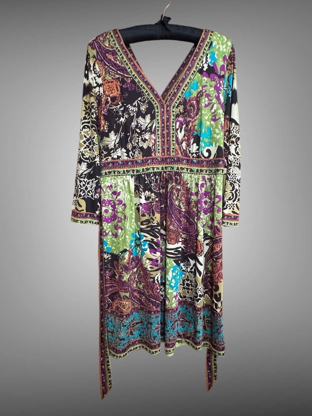 ECI NEW YORK DRESS SIZE LARGE